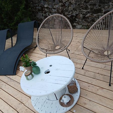 Bed and Breakfast Les Bichettes Mortagne-sur-Sevre Exterior foto