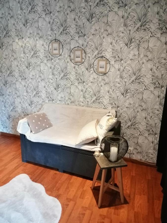 Bed and Breakfast Les Bichettes Mortagne-sur-Sevre Exterior foto