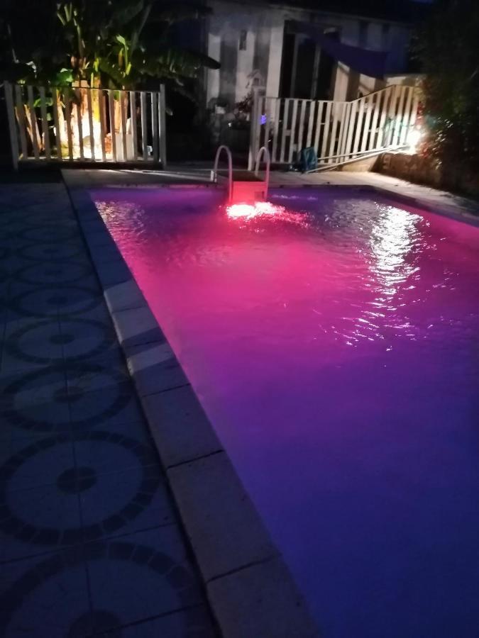 Bed and Breakfast Les Bichettes Mortagne-sur-Sevre Exterior foto