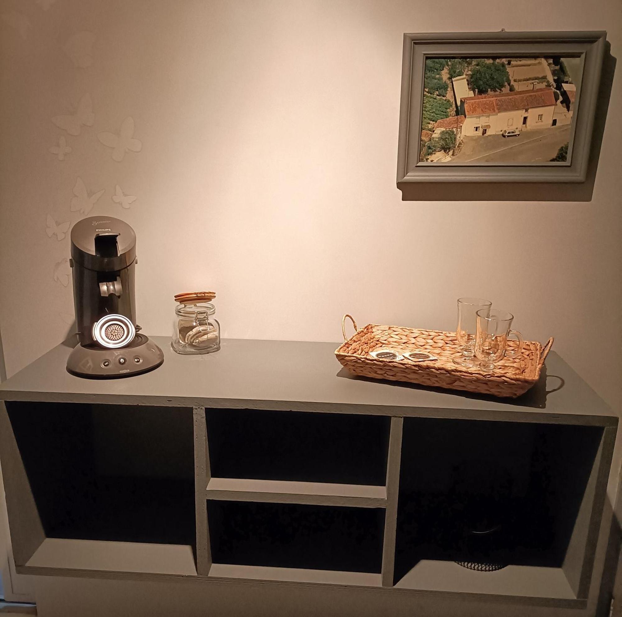 Bed and Breakfast Les Bichettes Mortagne-sur-Sevre Exterior foto